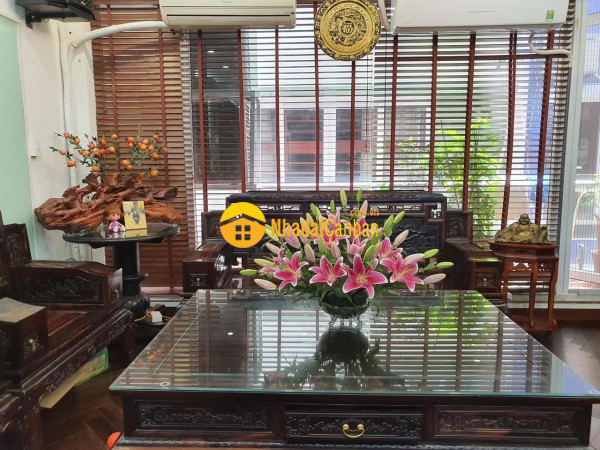 Nhà bán mạc thái tổ 60m 6t mt5.5m chỉ 13.5 ty tt cau giay