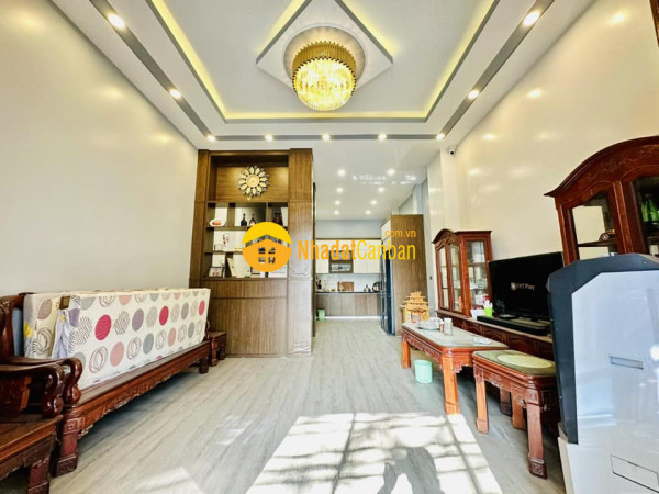 Nhà đẹp kinh doanh gara ô tô phố tam khương quận đống đa dt 55m2, mt4.9m. giá bán 11.8 tỷ tl