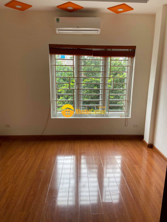 Mặt phố vũ phạm hàm 72m 5t mt4.5 chỉ 16.5 ty