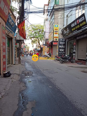 Bán nhà mp quan nhân nhân chính, 81m2, 5 tầng, 21.8 tỷ