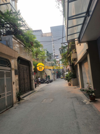 Phố nam đồng 106m2, 4t, mt6.8m ô tô tránh giá 36.5 tỷ trung tâm quận đống đa