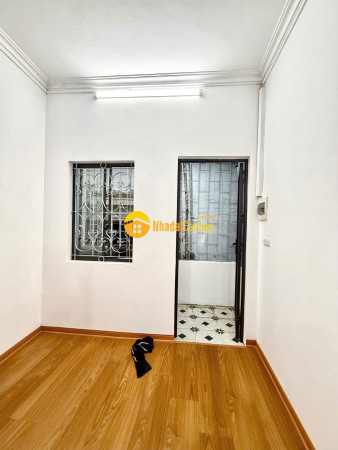 Bán nhà mp đại cồ việt, hbt giá 17.8 tỷ, 24m2x4t, kd tốt