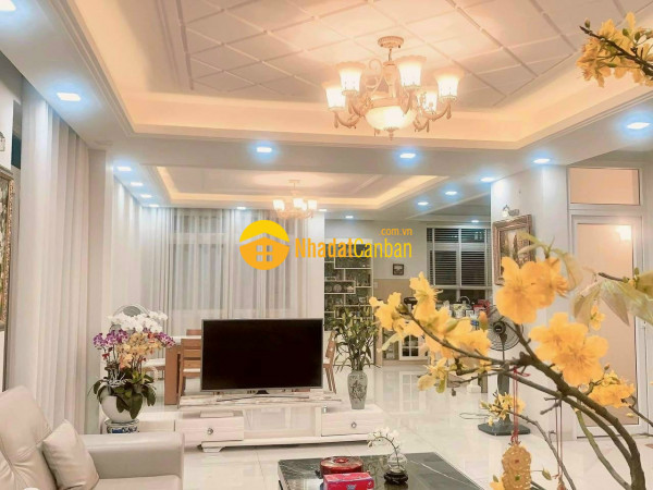 Bán biệt thự giá rẻ, diện tích 10x20m, 3 lầu, kdc kim sơn, phường tân phong, quận 7